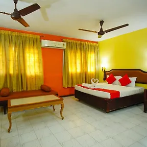 Dwaraka Hotel