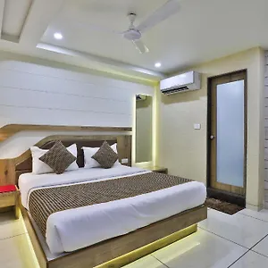 4* Hotel Ramida Suites At Delhi Airport