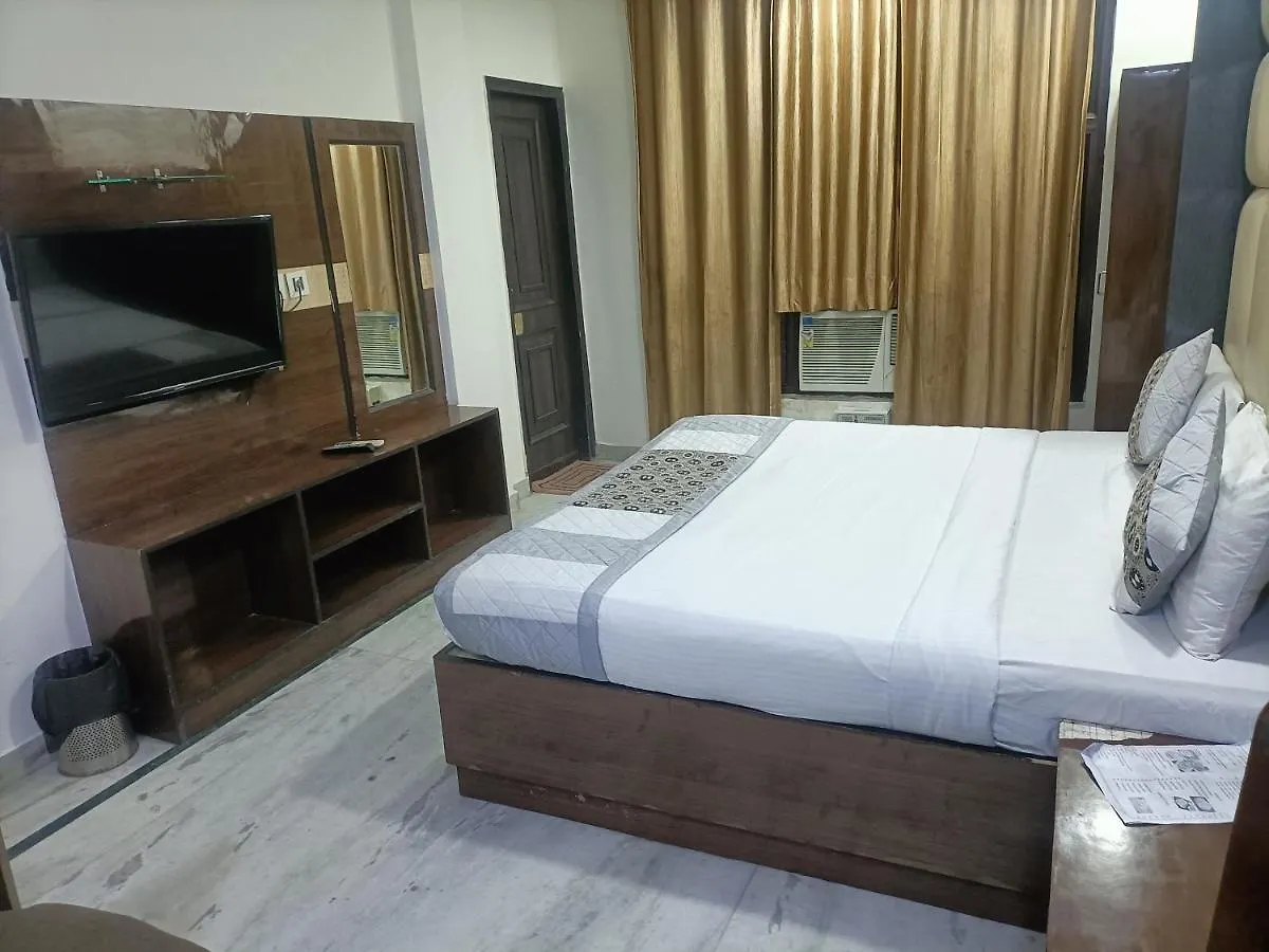 Hotel Le Mount Near Igi Airport New Delhi