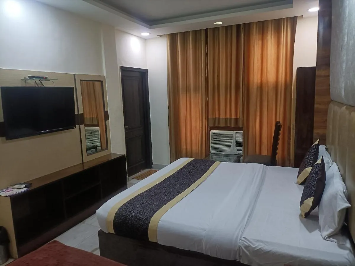 Hotel Le Mount Near Igi Airport New Delhi